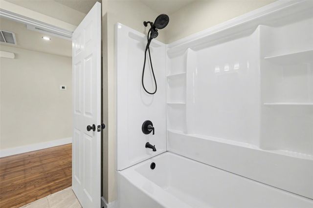 107 Russell ST, Liberty Hill, TX 78642