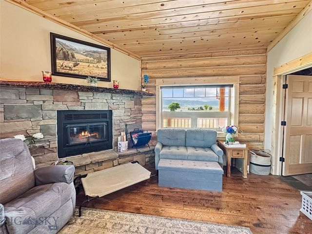 21 North Ennis Lake Road, Mcallister, MT 59740