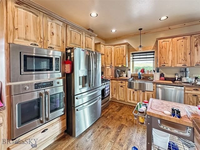 21 North Ennis Lake Road, Mcallister, MT 59740