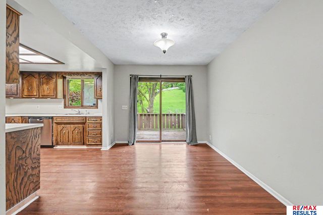 900 Mckenzie Avenue, Council Bluffs, IA 51503