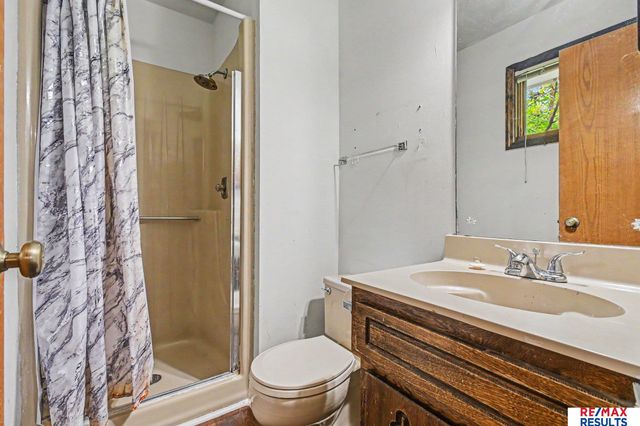 900 Mckenzie Avenue, Council Bluffs, IA 51503