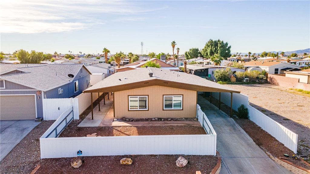 886 Citrus Street, Bullhead City, AZ 86442