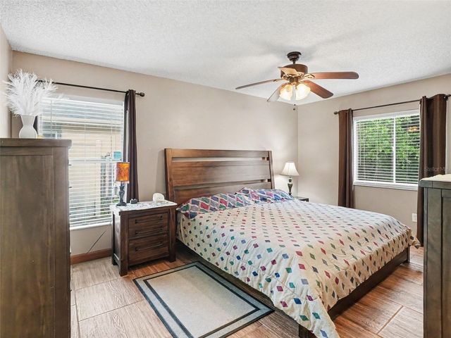 184 CORAL REEF CIRCLE, Kissimmee, FL 34743