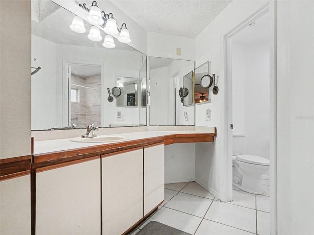 184 CORAL REEF CIRCLE, Kissimmee, FL 34743