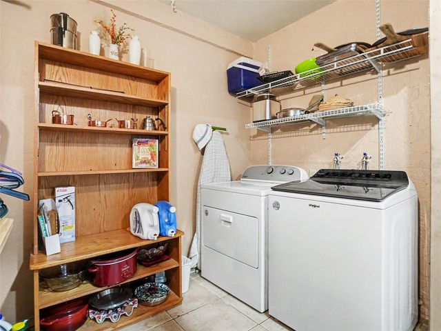 184 CORAL REEF CIRCLE, Kissimmee, FL 34743