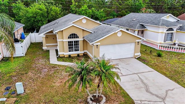 184 CORAL REEF CIRCLE, Kissimmee, FL 34743