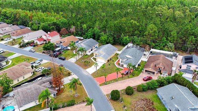 184 CORAL REEF CIRCLE, Kissimmee, FL 34743