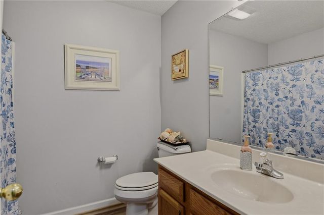 120 Hazelwood Court, Lexington, NC 27295