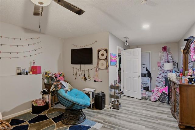 120 Hazelwood Court, Lexington, NC 27295