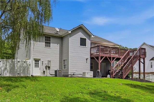 120 Hazelwood Court, Lexington, NC 27295