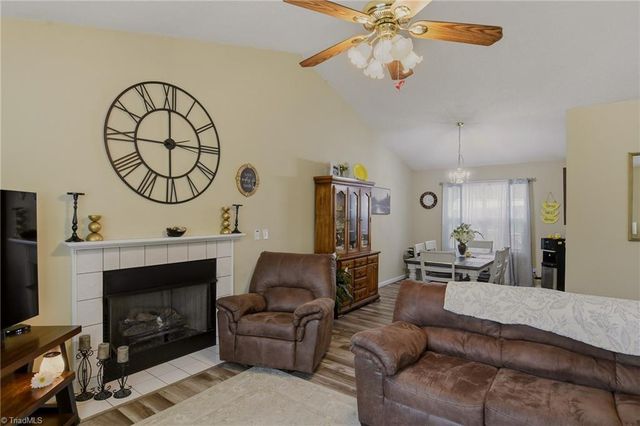 120 Hazelwood Court, Lexington, NC 27295