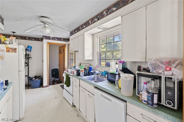 202 Grandview Drive, Lodi, OH 44254