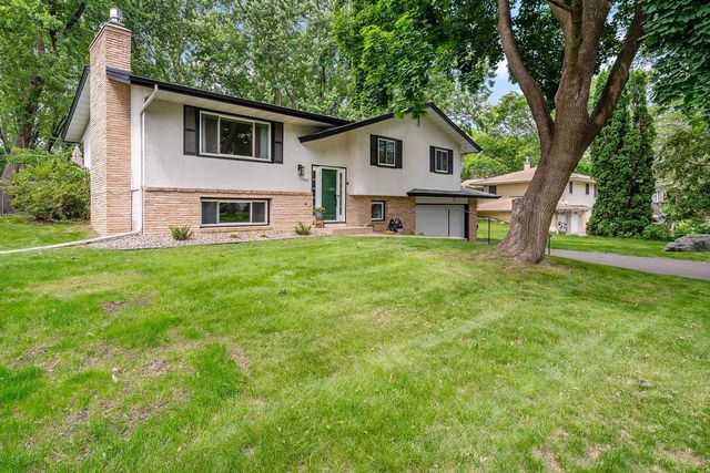 941 Cannon Avenue, Shoreview, MN 55126
