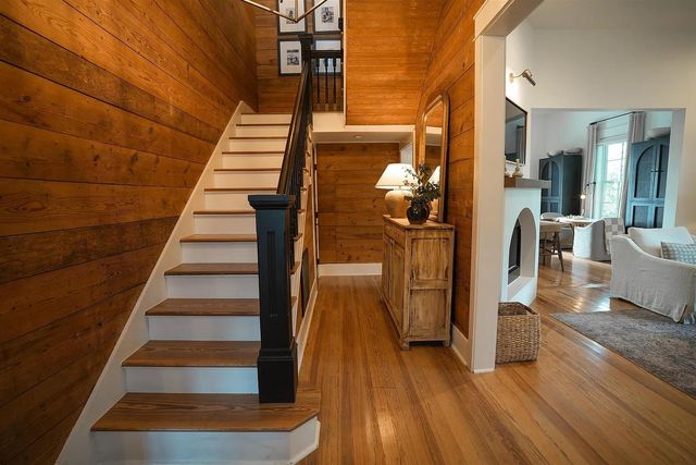 416 Avenue E, Marble Falls, TX 78654