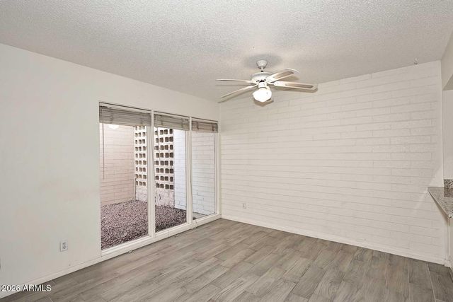 1734 W TUCKEY Lane 11, Phoenix, AZ 85015