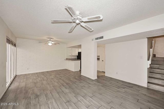 1734 W TUCKEY Lane 11, Phoenix, AZ 85015