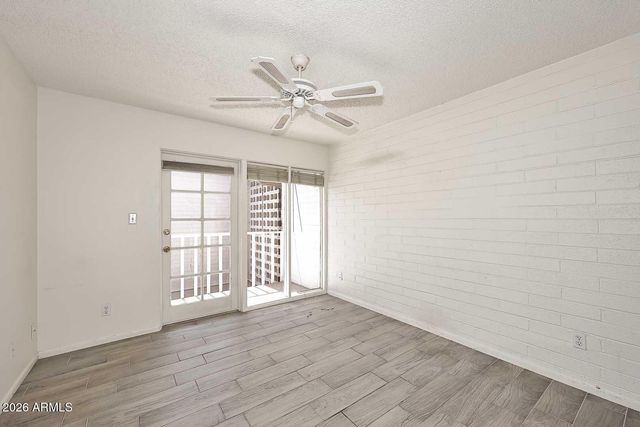 1734 W TUCKEY Lane 11, Phoenix, AZ 85015