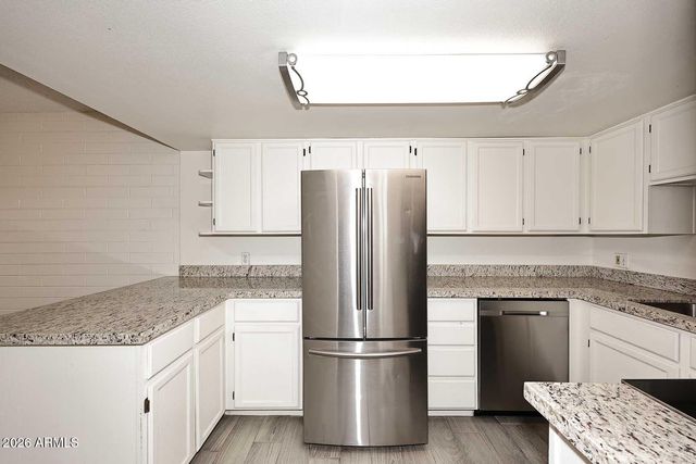 1734 W TUCKEY Lane 11, Phoenix, AZ 85015