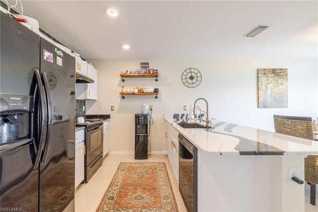 1607 35th LN, Cape Coral, FL 33909