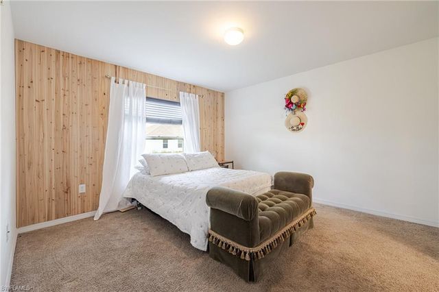 1607 35th LN, Cape Coral, FL 33909