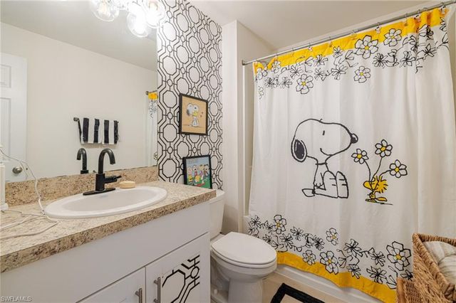 1607 35th LN, Cape Coral, FL 33909