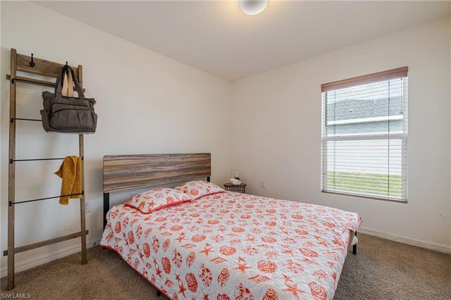 1607 35th LN, Cape Coral, FL 33909