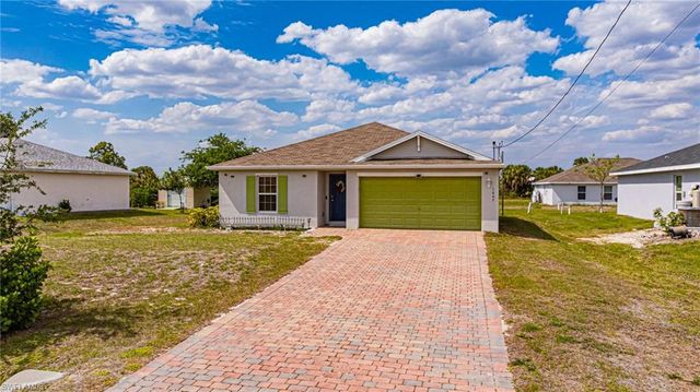 1607 35th LN, Cape Coral, FL 33909