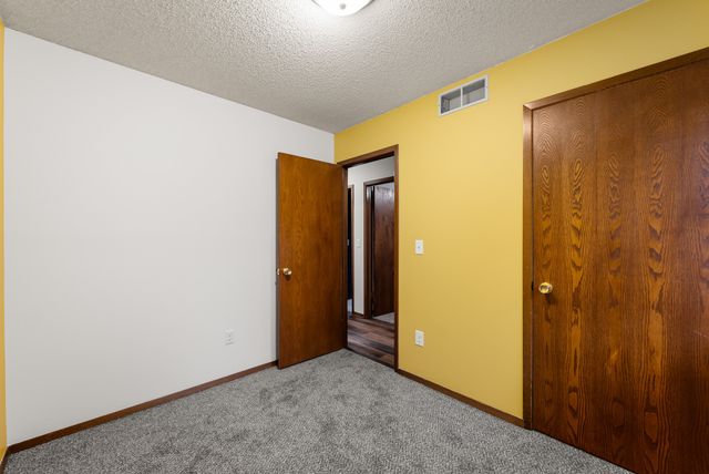 1717 NW 9th Street, Ankeny, IA 50023