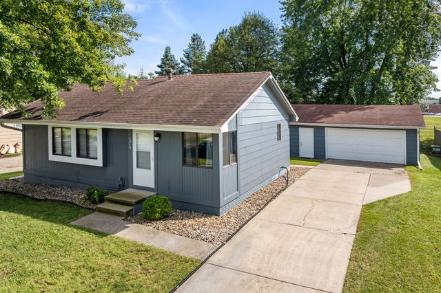 1717 NW 9th Street, Ankeny, IA 50023