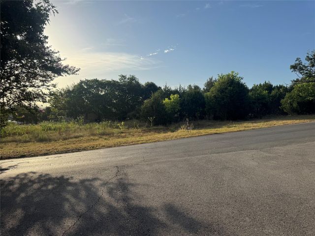 237 WOODCREEK DR, Wimberley, TX 78676