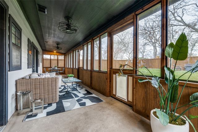 711 Hollywood Avenue, Dallas, TX 75208