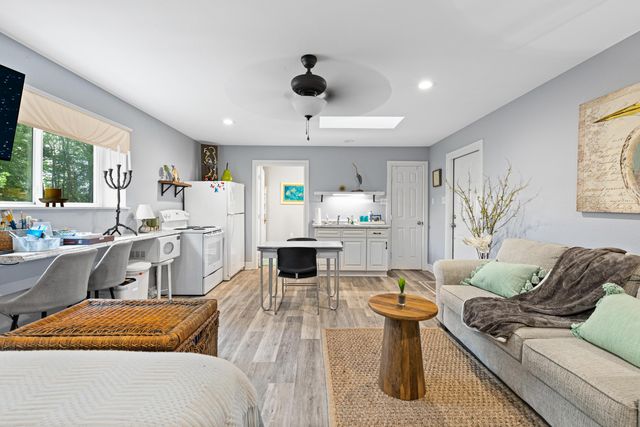14144 N CR 2125, Henderson, TX 75652