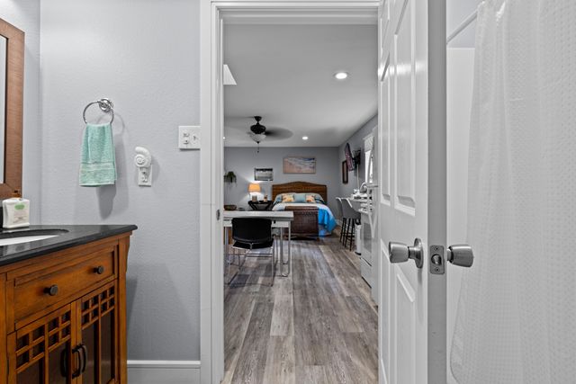 14144 N CR 2125, Henderson, TX 75652