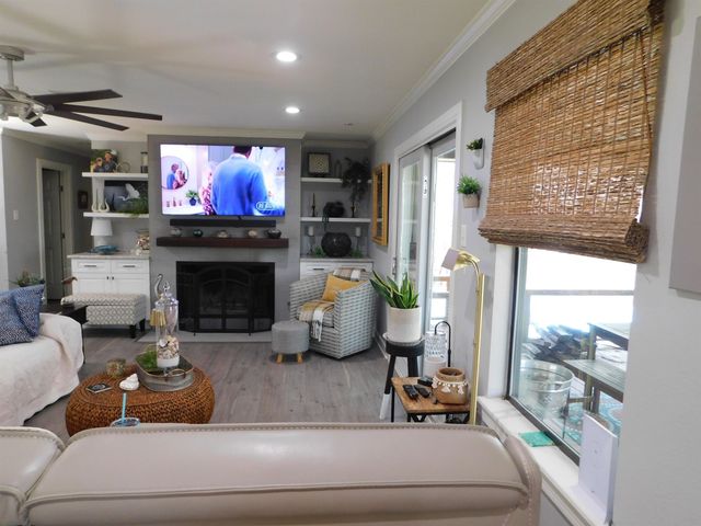 14144 N CR 2125, Henderson, TX 75652