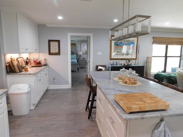 14144 N CR 2125, Henderson, TX 75652