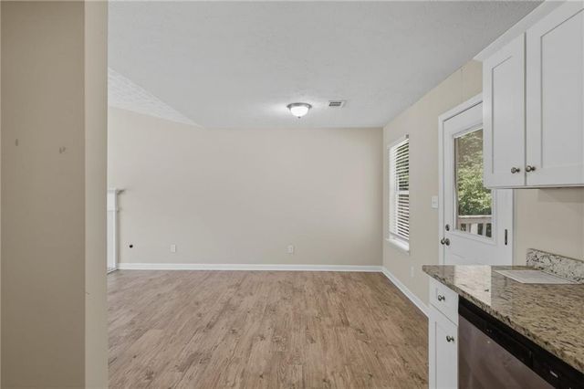 2378 Mills Bend, Decatur, GA 30034