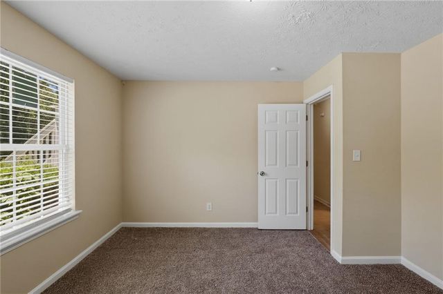 2378 Mills Bend, Decatur, GA 30034
