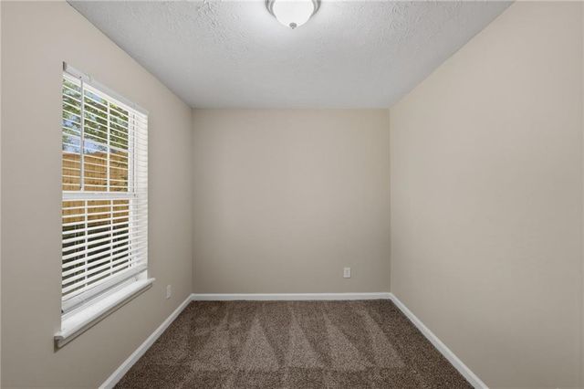2378 Mills Bend, Decatur, GA 30034