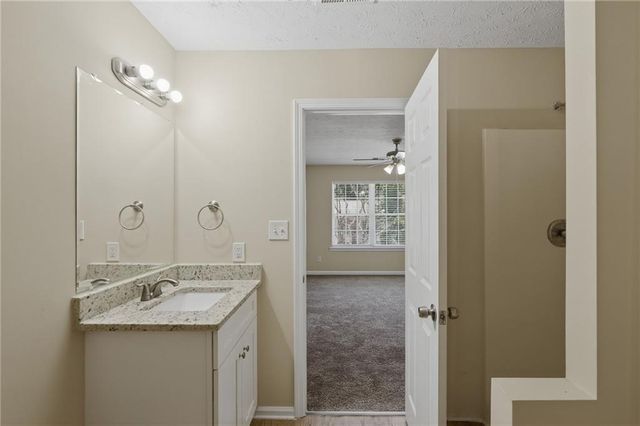 2378 Mills Bend, Decatur, GA 30034