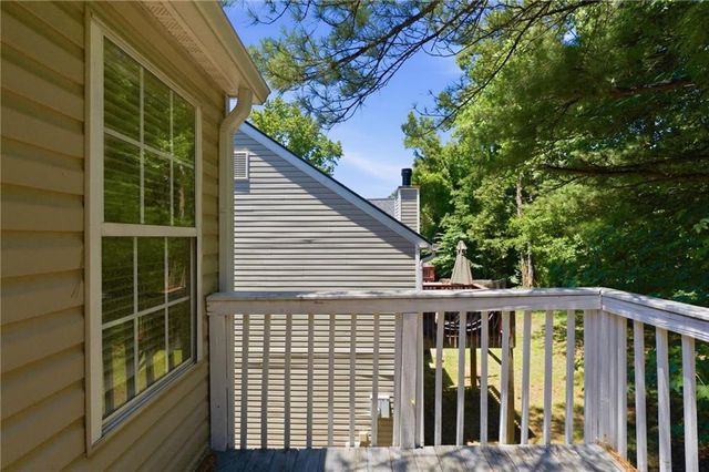 2378 Mills Bend, Decatur, GA 30034