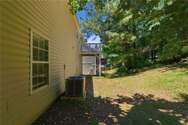 2378 Mills Bend, Decatur, GA 30034