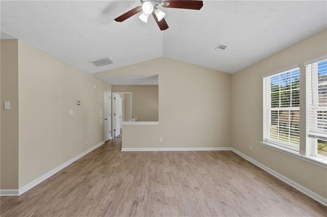 2378 Mills Bend, Decatur, GA 30034
