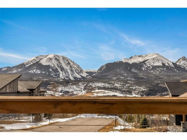 50 Fly Caster Ln, Silverthorne, CO 80498