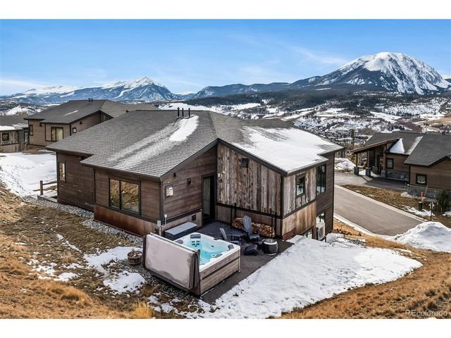 50 Fly Caster Ln, Silverthorne, CO 80498