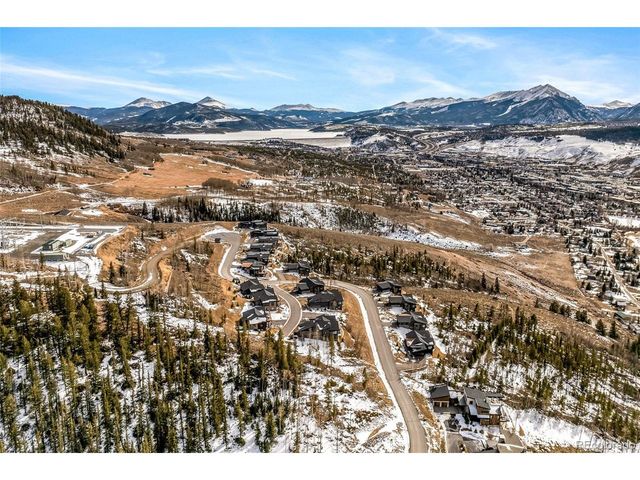 50 Fly Caster Ln, Silverthorne, CO 80498
