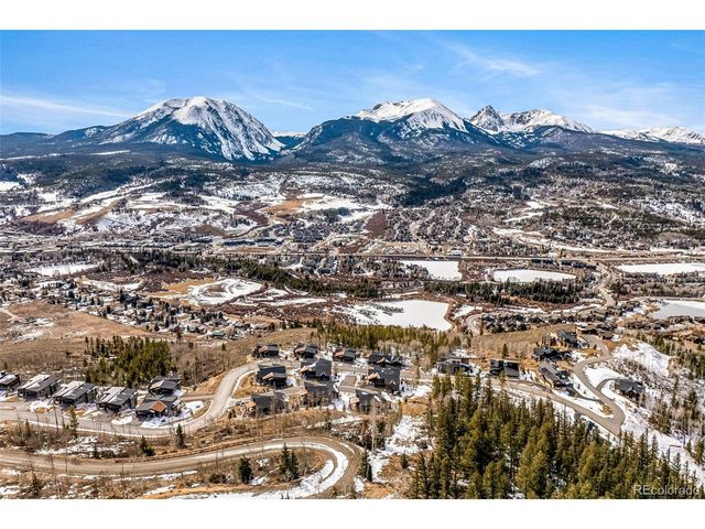 50 Fly Caster Ln, Silverthorne, CO 80498