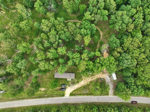 177 Quail Hollow Rd, Summertown, TN 38483