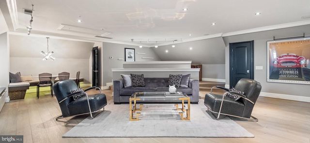 6413 GARNETT DR, Chevy Chase, MD 20815