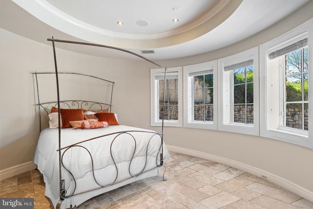 6413 GARNETT DR, Chevy Chase, MD 20815