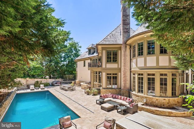 6413 GARNETT DR, Chevy Chase, MD 20815